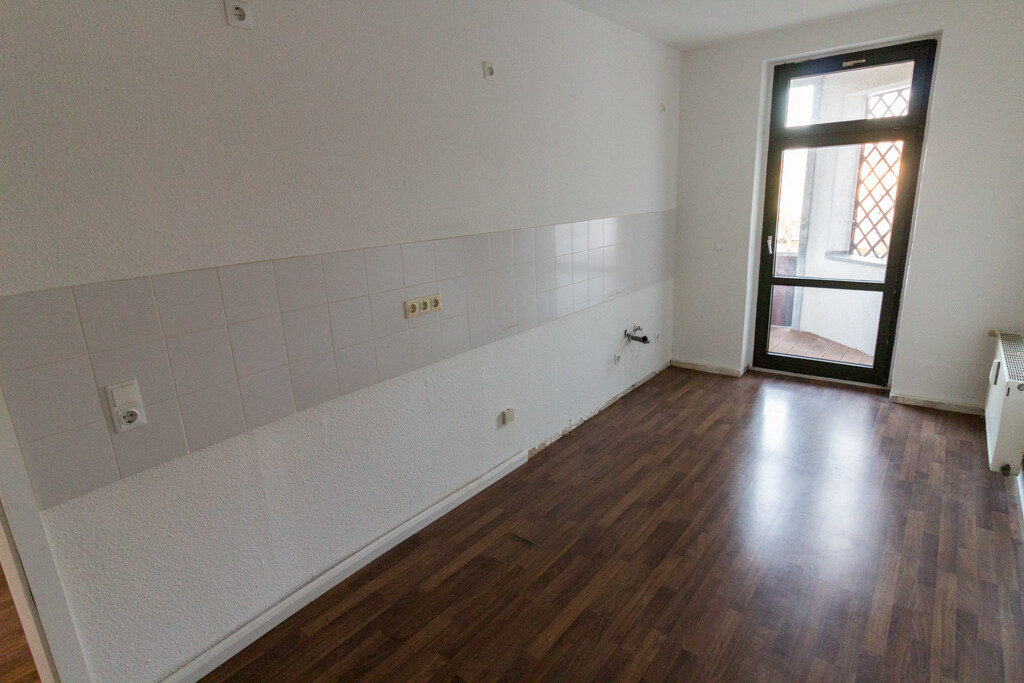 **Ruhige Wohnung + Balkon + Tageslichtbad mit Wanne ** - Foto 2