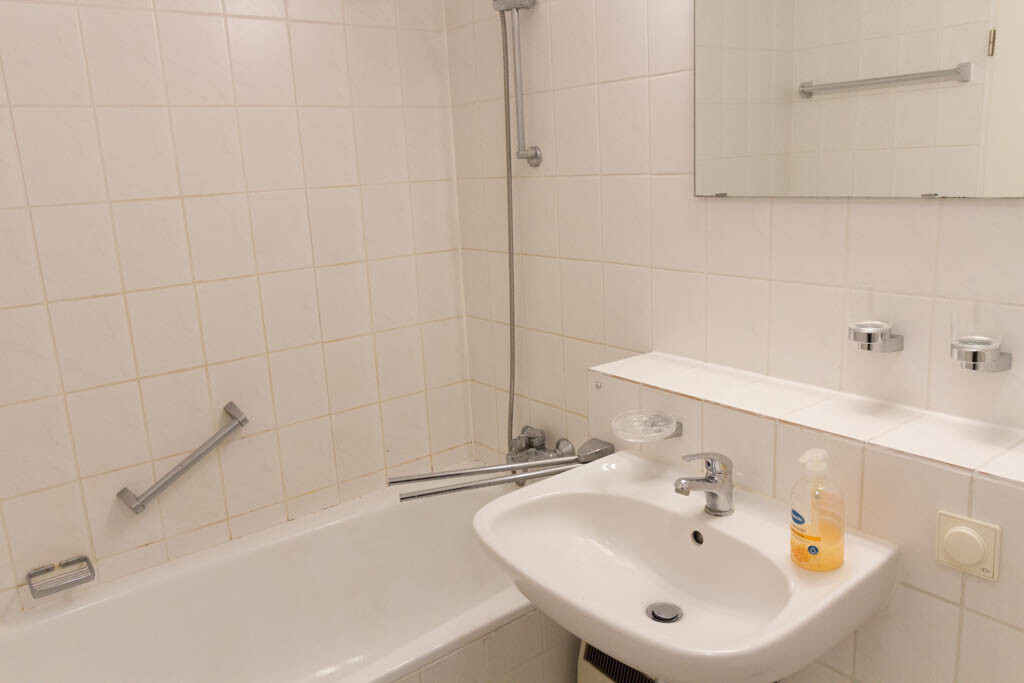 **Wohnen im beliebten Leipziger Westen - 2 Zimmer am Lindenauer Markt** - Photo 1