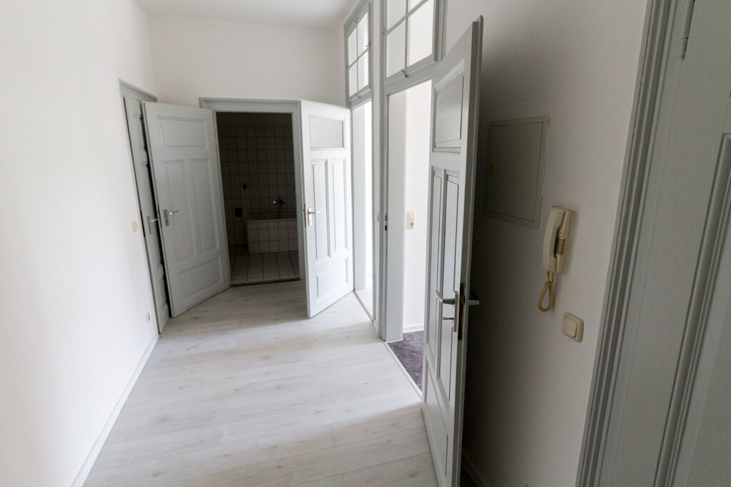**Zentrumsnah Wohnen + komplett renoviert + fast neuwertig** - Photo 5